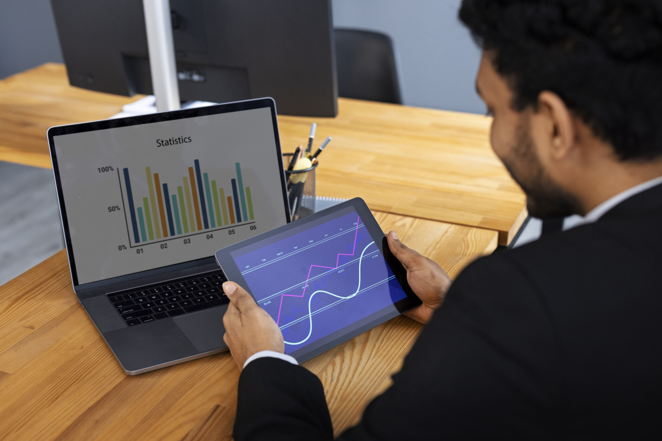 SuiteWorks Tech consultant customizing NetSuite for manufacturing workflow